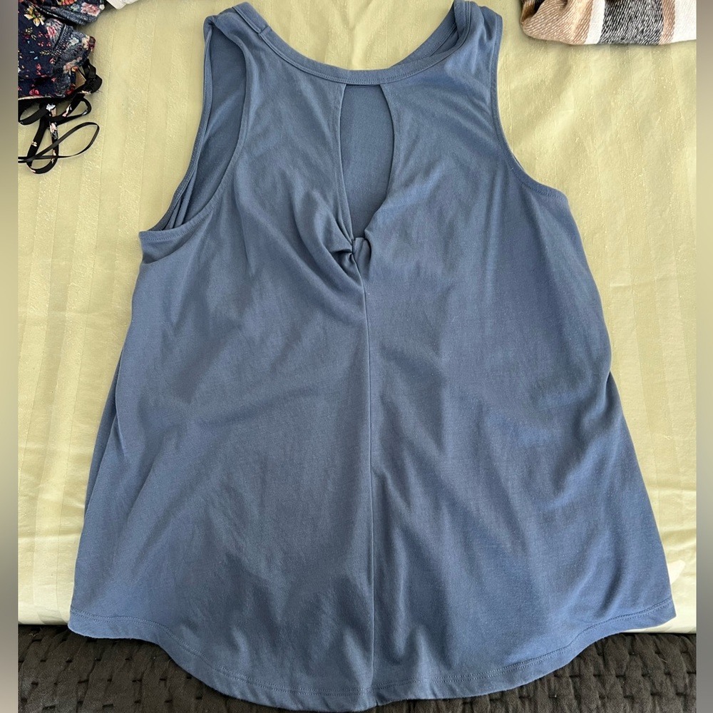 Blue, workout tank top, medium, old navy